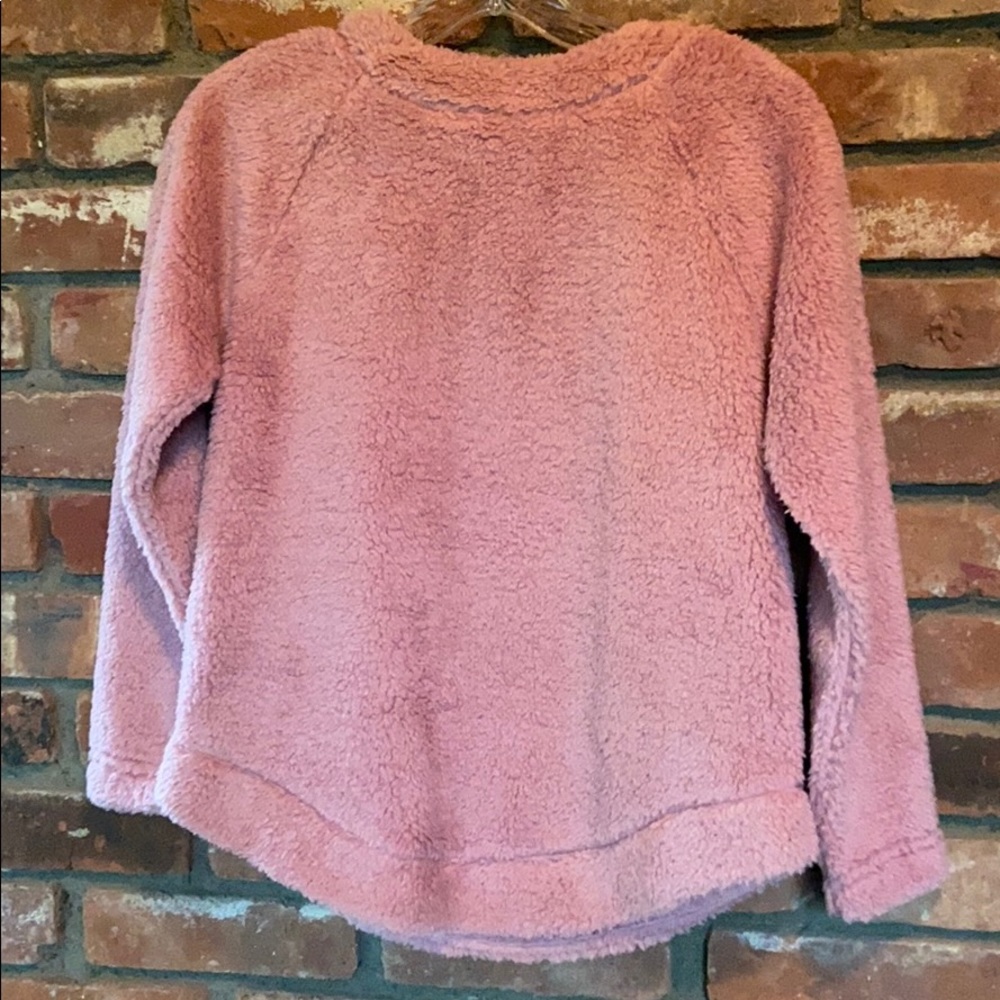 Comfy fuzzy loft top